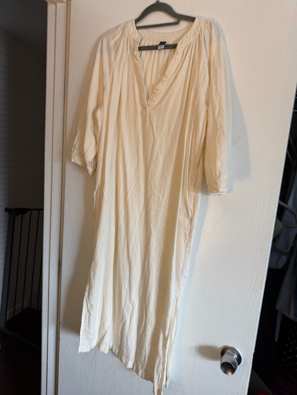 Old Navy Cream V-Neck Midi Dress